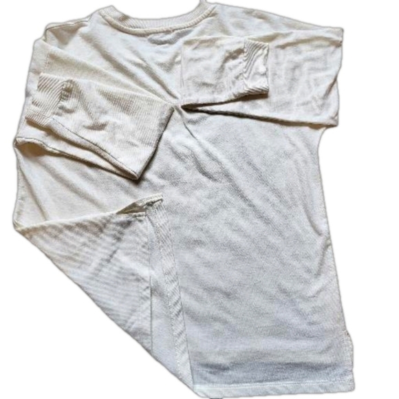 89th and Madison long sleeve shirt, be brave, be strong, be kind, Size Large - Picture 6 of 8